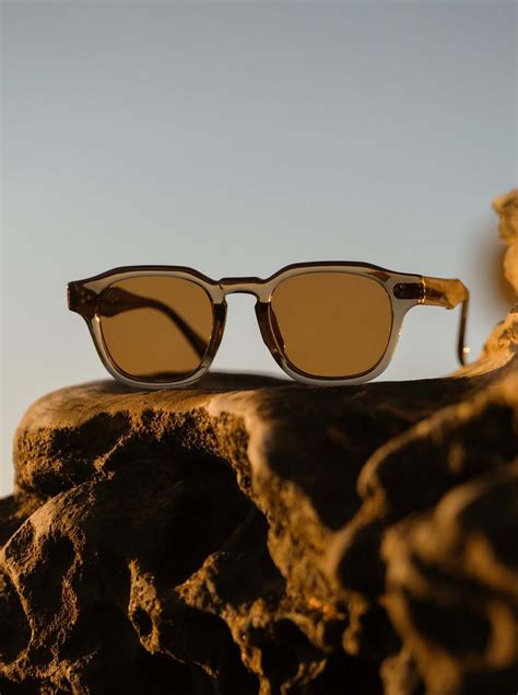 Creating a Timeless Look with Raen Rune Sunglasses